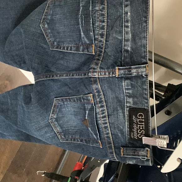 Women’s Guess Jeans - Picture 7 of 8